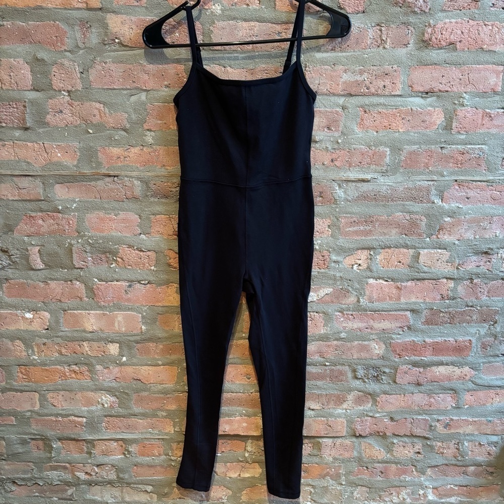 Wilfred Black Sleeveless Jumpsuit TNAction style jumpsuit